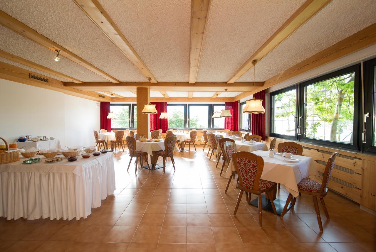 Garni Saltneregg Hotel Caldaro Exterior photo