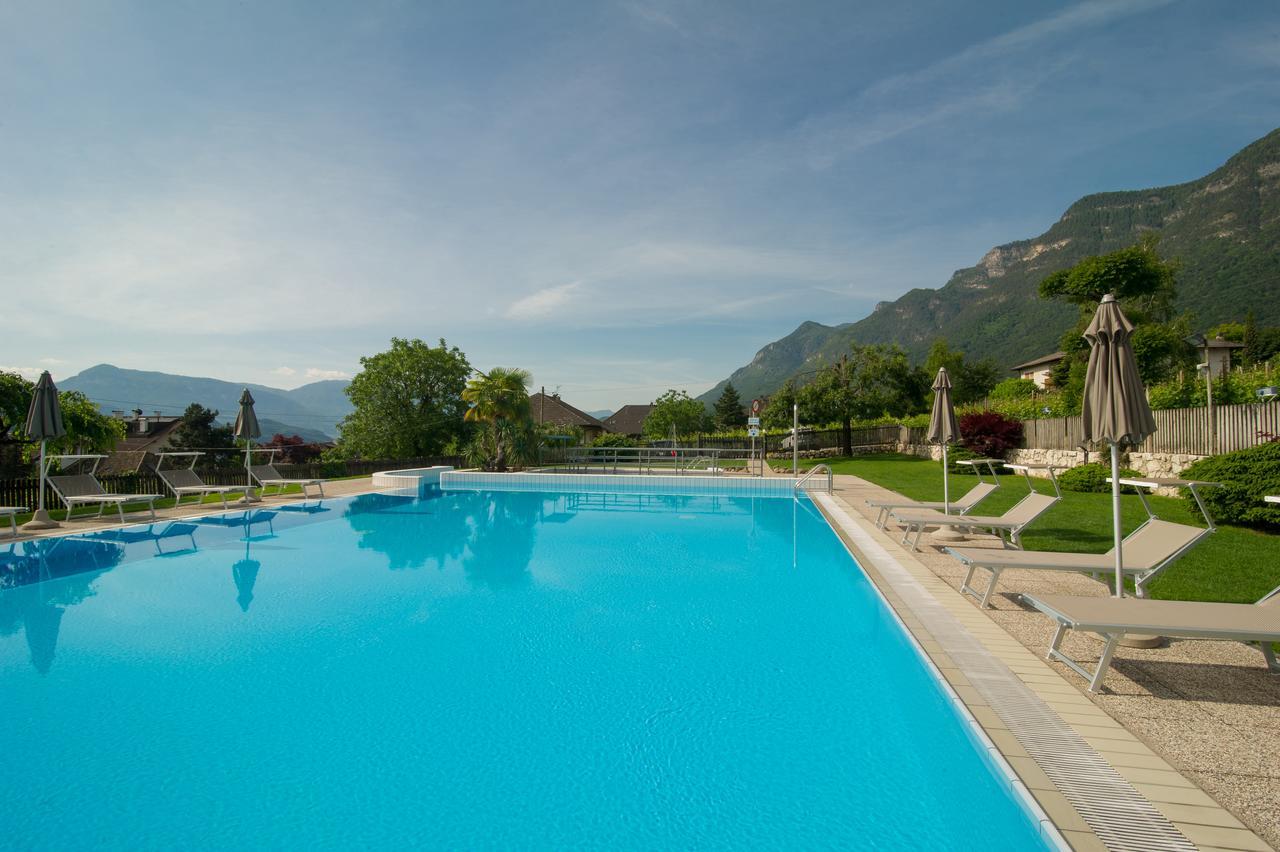 Garni Saltneregg Hotel Caldaro Exterior photo